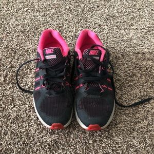 Nike Max Dynasty size 3.5Y